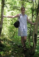 Молодые давалки показывают сиськи перед мачо на отдыхе 1 фото