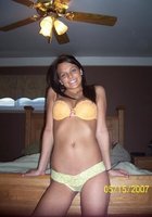 Фоткает себя и отправляет снимки парню 5 фото