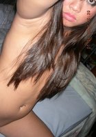 Азиатка хвастается своим телом 11 фото