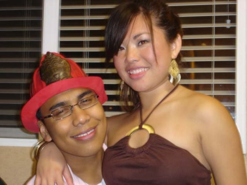 Азиатка хвастается своим телом 20 фотография