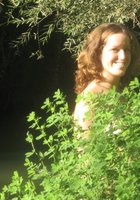 Крестьянка купается в местном озере 4 фото