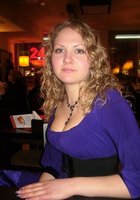 Сисястая деваха взяла в рот после позирования в чулках 2 фото