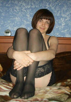 Жена показывает пеньюар возлюбленному 5 фото