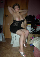 Мамки с большими сиськами скучают дома 2 фото