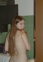 Девушки проводят свободное время без одежды 16 фото