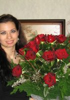 Девушки в красивых купальниках отдыхают на пляже 25 фото