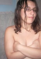 Подруга показывает свои прелести в ванной 30 фото