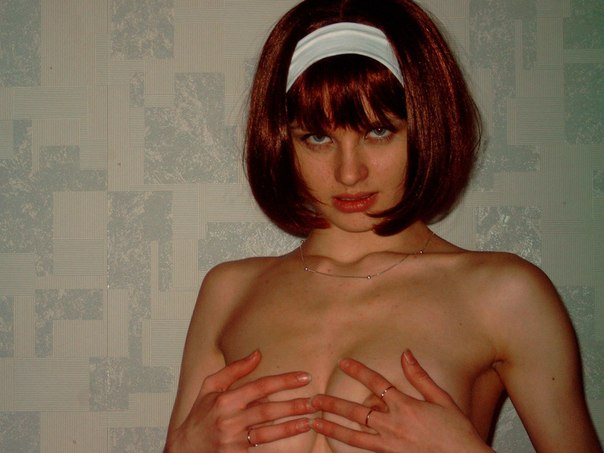 Белокурая давалка любит играть со своей щелью 30 фотография