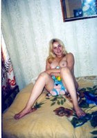 Дама после застолья стала раком на кресле 6 фото