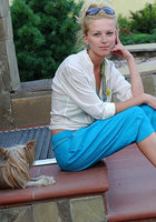 Стройная блондинка не скрывает вагину и сиськи от поклонников 2 фото Стройная блондинка не скрывает вагину и сиськи от поклонников 2 фото