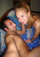 Худая мамка разделась перед любовником 24 фото