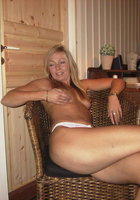 Домохозяйка осталась в особняке одна 8 фото