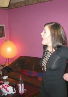 Неформалка сосет парню и трахается с ним 9 фото