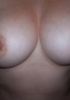 Блондинка отодвигает нижнее белье и делает селфи пикантных мест 16 фото Блондинка отодвигает нижнее белье и делает селфи пикантных мест 16 фото