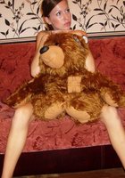 Худощавая соседка позирует голой 13 фото Худощавая соседка позирует голой 13 фото