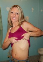 Зрелая блондинка показывает вагину с молодежным задором 11 фото Зрелая блондинка показывает вагину с молодежным задором 11 фото