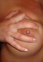 Засняла свою обалденную грудь 12 фото Засняла свою обалденную грудь 12 фото