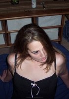 Жопастая еврейка позирует для бойфренда перед сном 1 фото Жопастая еврейка позирует для бойфренда перед сном 1 фото