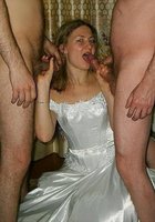 Мамки с волосатыми дырками раздвигают ноги 3 фото Мамки с волосатыми дырками раздвигают ноги 3 фото