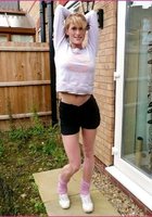 Милфа с силиконовыми дойками часто красуется голым телом на природе 1 фото Милфа с силиконовыми дойками часто красуется голым телом на природе 1 фото