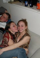 Рыжие лесбиянки целуются и занимаются кунилингусом 1 фото Рыжие лесбиянки целуются и занимаются кунилингусом 1 фото