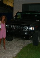 Кудрявая потаскуха дома светит пушистой промежностью 4 фото Кудрявая потаскуха дома светит пушистой промежностью 4 фото