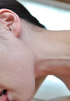 Массажистка из Китая отсосала клиенту и отдалась ему на столе 1 фото Массажистка из Китая отсосала клиенту и отдалась ему на столе 1 фото