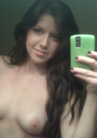 Подборка с молодыми брюнетками, которые позируют голышом перед зеркалами 4 фото Подборка с молодыми брюнетками, которые позируют голышом перед зеркалами 4 фото